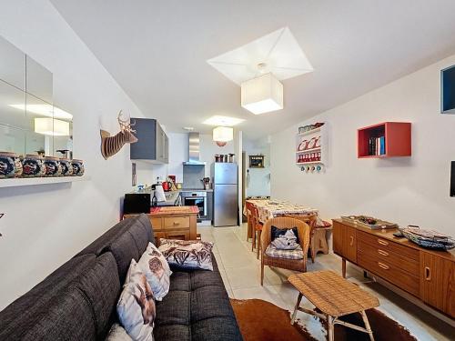 Appartement lumineux proche centre ville avec balcon et parking