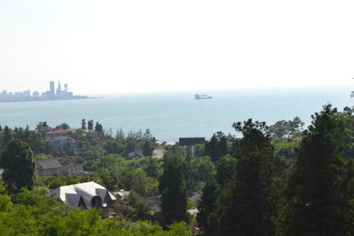 Gallery image of Sunny Hotel Batumi in Makhinjauri