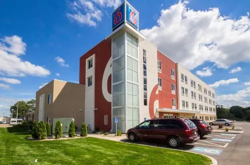 Motel 6-South Bend, IN - Mishawaka in South Bend