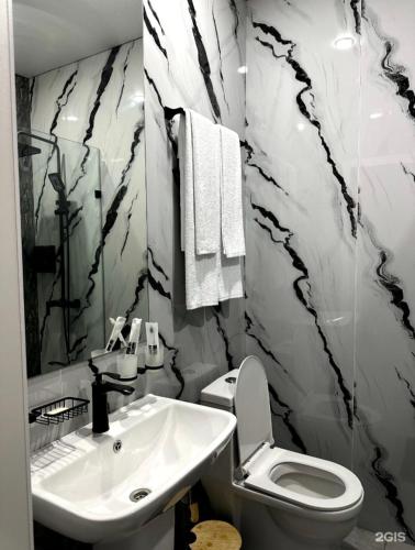 Ένα μπάνιο στο Van park hotel