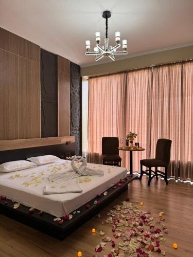 Ένα ή περισσότερα κρεβάτια σε δωμάτιο στο Van park hotel