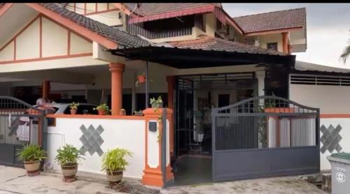 Gallery image of max villa in Melaka