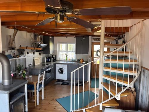 Η κουζίνα ή μικρή κουζίνα στο Ferienhaus Schöne Aussicht