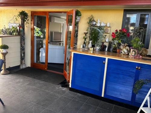 Ο χώρος του λόμπι ή της ρεσεψιόν στο Point Vernon King Garden Retreat