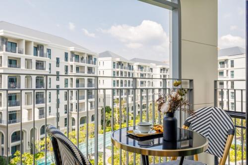 Фотография из галереи Tropical studio Luxury Amenities and Pool в городе Пляж Банг Тао