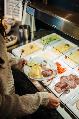 Jídlo v hotelu nebo okolí