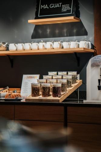 Jídlo v hotelu nebo okolí