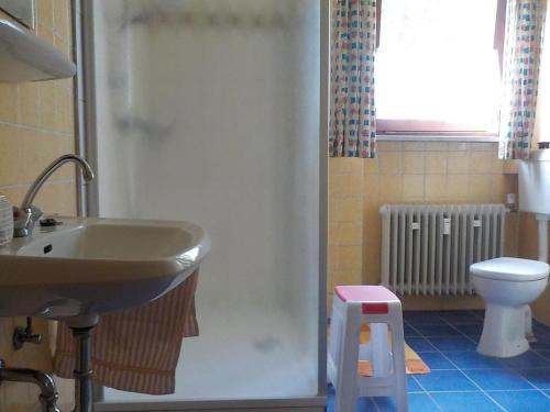 Ένα μπάνιο στο Ferienwohnung Konzell