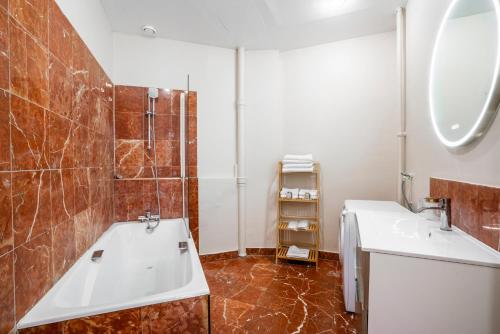 Élégant appartement - Proche Arc de Triomphe