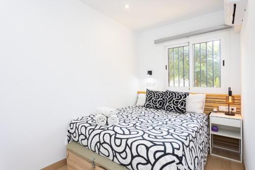 Home2Book Bright Apt. with Pool Los Cristianos