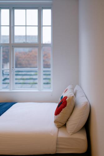 Sidemersey Livings - Spacious Loft for bigger groups - Very Central and Cosy photo 9