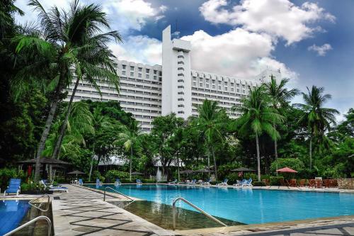 Bazén v ubytování Hotel Borobudur Jakarta nebo v jeho okolí