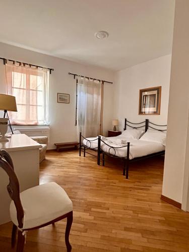 Federighi 2bd, 2bath, with elevator by FlorenceHospitality com