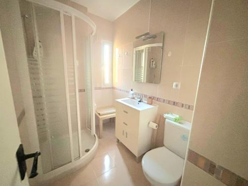 Iris Blue Horizon Apartment