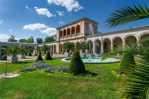 Swimmingpoolen hos eller tæt på KNAUS Campingpark Bad Kissingen
