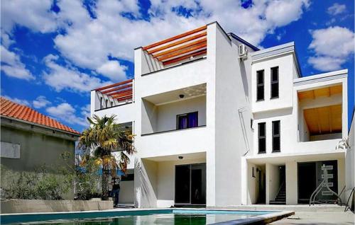 Nice Apartment In Biograd Na Moru