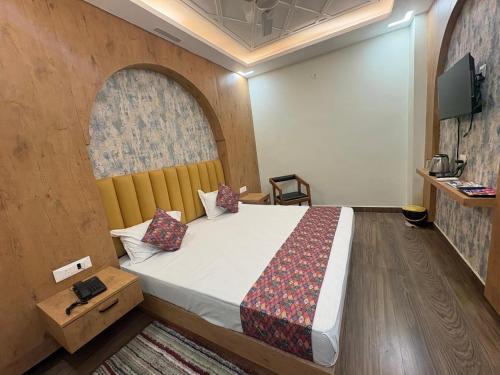 Μια τηλεόραση ή/και κέντρο ψυχαγωγίας στο The Kridha Palace