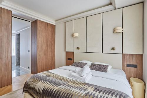 Incredible Le Marais apartment with Terrace