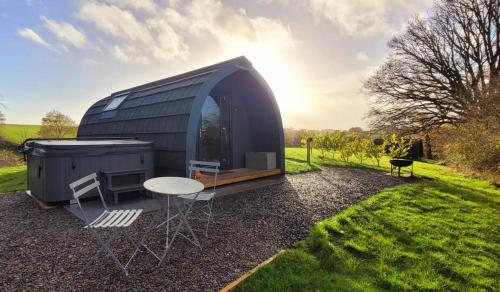 Κήπος έξω από το Odli Glamping - Aderyn