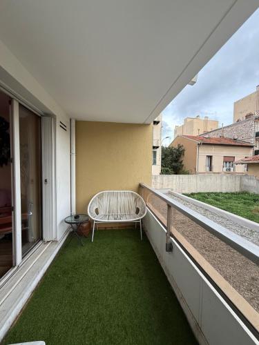 AZUR DELUXE Nice