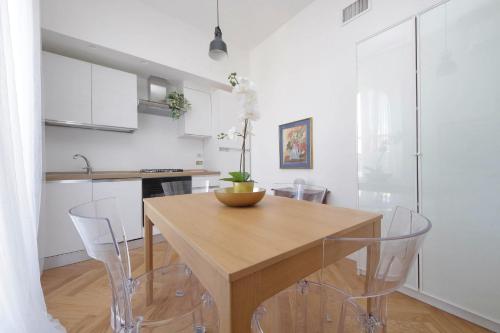 YCH - Luce ed eleganza a Corso Italia