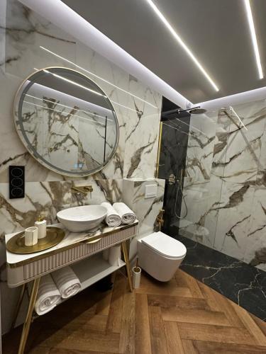 Ένα μπάνιο στο Przystań Nadole Dolina Kaszmiru