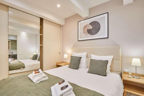 Apartment Le Marais Place des Vosges by Studio prestige