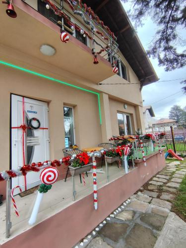 Μπαλκόνι ή βεράντα στο Стаи за гости - Цветето на Ангела