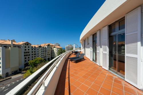 Diego Cruz Penthouse by Holiday Rental Madeira