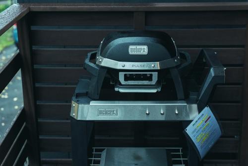 a hat is sitting on top of a machine at N3 Tsuchiura CYCLE HOME HOTEL in Tsuchiura