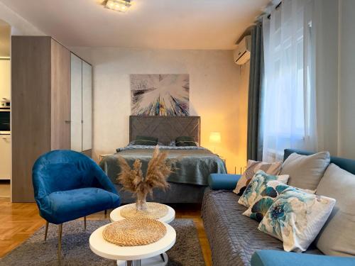 Χώρος καθιστικού στο Belgrade Apartment 1