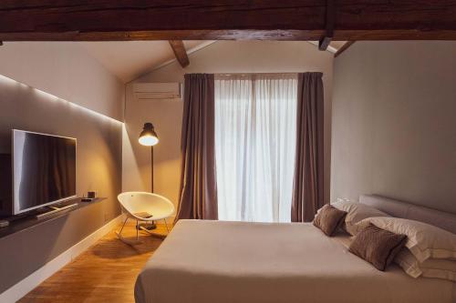 Ampia Camera Matrimoniale