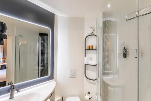 Et badeværelse på Hotel Ibis Lisboa Parque das Nações