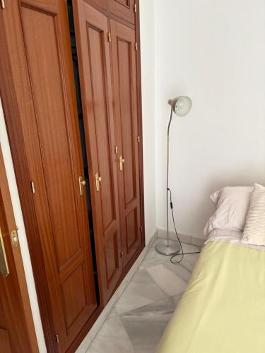 Habitación individual o doble en Triana