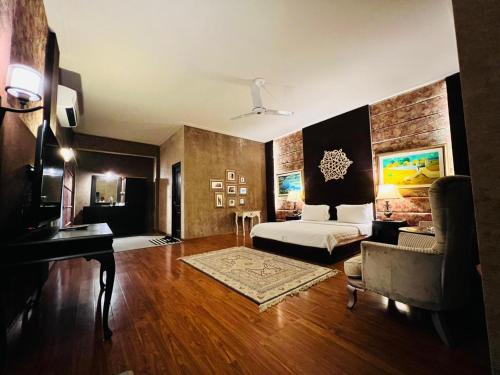 Φωτογραφία από το άλμπουμ του Shelton's Rezidor σε Dargai