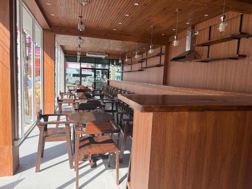 Ресторан / где поесть в Best Inn Hostel Patong