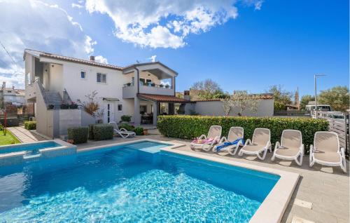 Lovely Apartment In Vodnjan