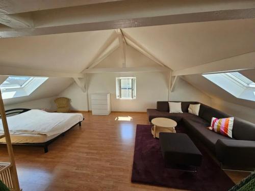 Postel nebo postele na pokoji v ubytování T1 Gästehaus Wohlen AG