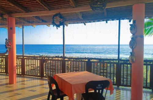 Nespecifikovaný výhled na moře nebo výhled na moře při pohledu z hotelu