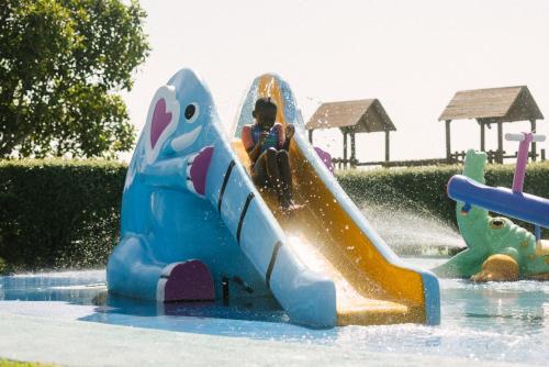 Πισίνα στο ή κοντά στο Lagoon Ocean Lodge Waterfront Luxury Benguela Cove