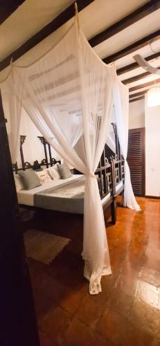 Postel nebo postele na pokoji v ubytování 3 Bedroom Villa Own Compound