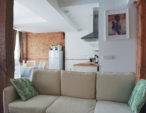 Laurel Cozy Home