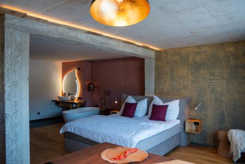 Giường trong phòng chung tại Lodge 53