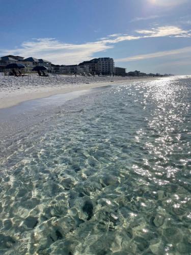 Coastal Escape Beatiful Ground Floor Prime Location Close to Beach photo 20