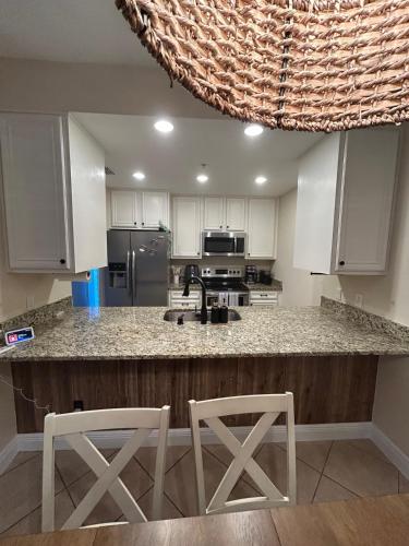 Coastal Escape Beatiful Ground Floor Prime Location Close to Beach photo 6