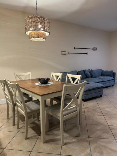 Coastal Escape Beatiful Ground Floor Prime Location Close to Beach photo 32
