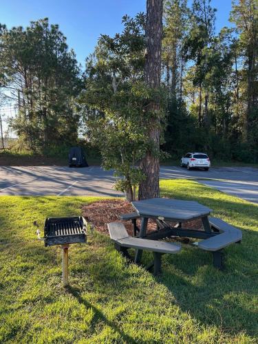 Coastal Escape Beatiful Ground Floor Prime Location Close to Beach photo 37