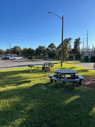 Coastal Escape Beatiful Ground Floor Prime Location Close to Beach photo 45