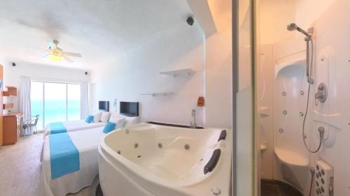 Ένα μπάνιο στο Suite Luna