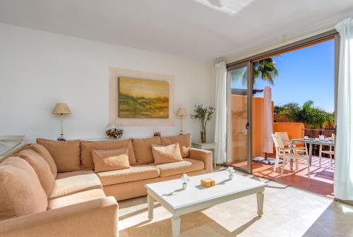 El Retiro Sea Views by Lica Homes